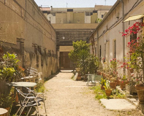 back entrance Metàfora art school Spain